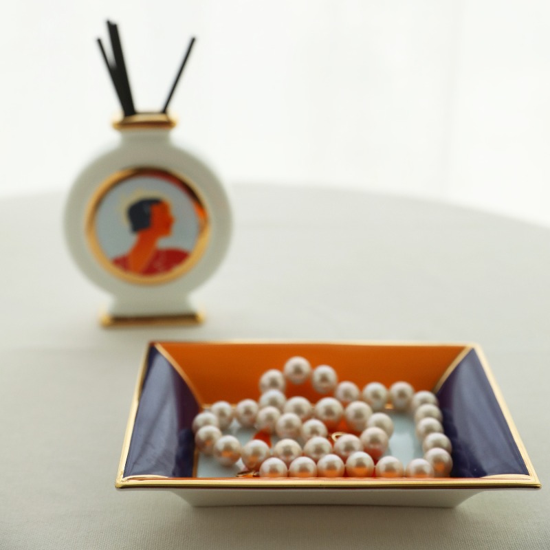 Keramik-Schmucktablett im Art- – Ceramic Trinket Dish Bewertung und Preis