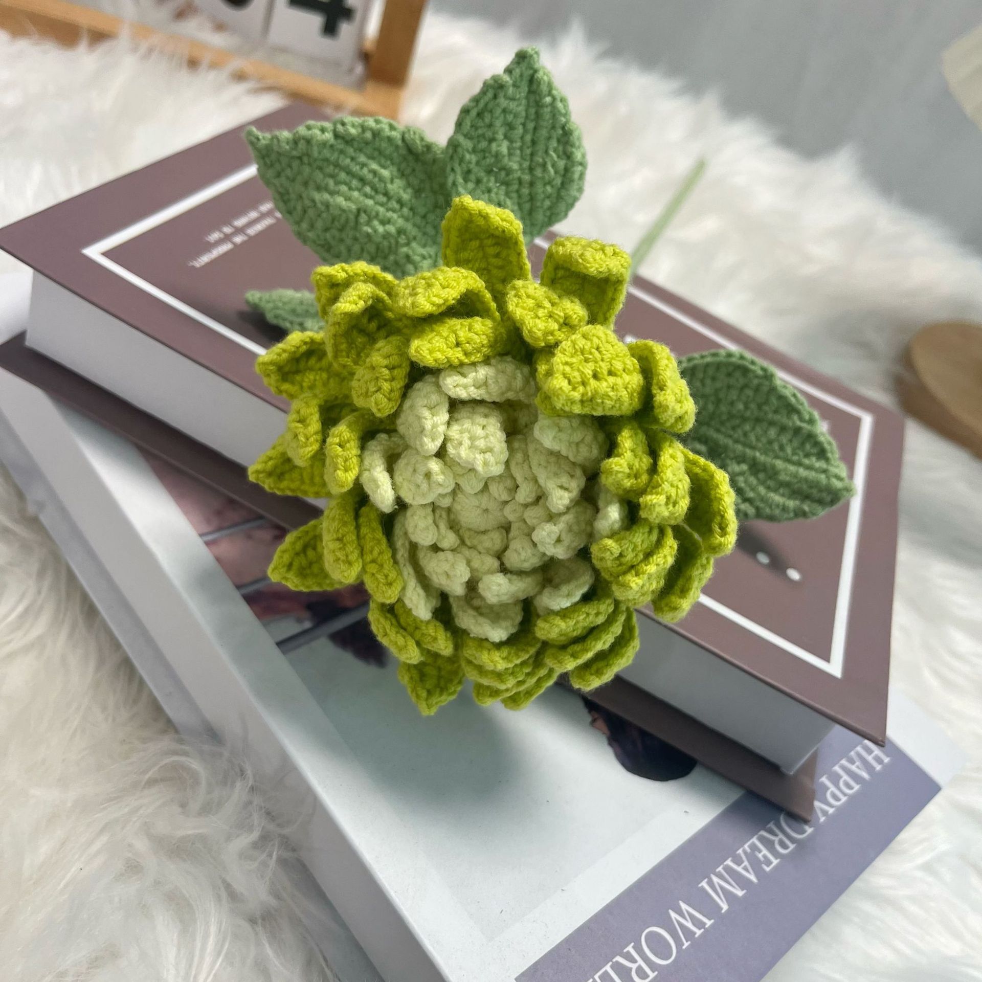 Dahlie Fertigprodukte, handgef – Yarn Home Decor Bewertung und Preis